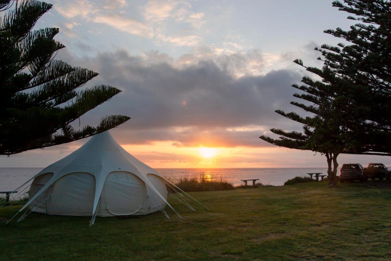 Tatapouri Bay Hotel Gisborne Eksteriør billede